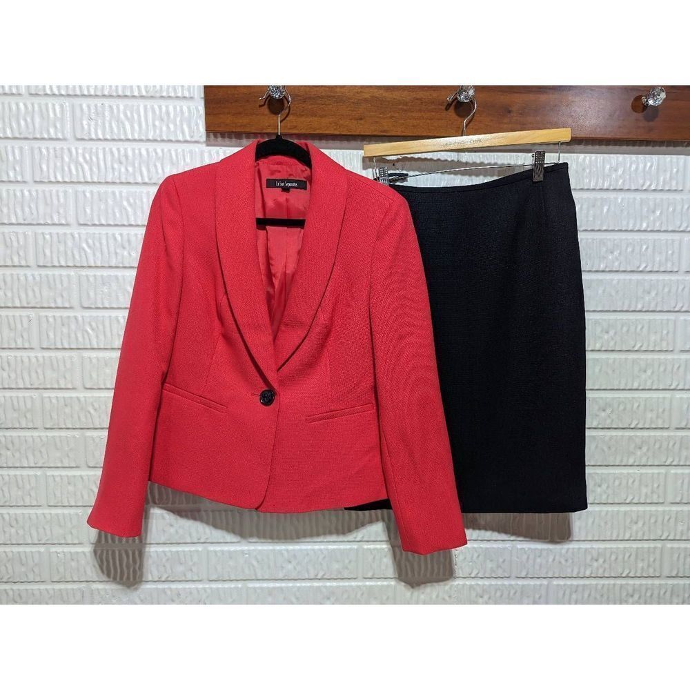 Le Suit Women's 6 Red & Black Blazer Skirt Suit Separates